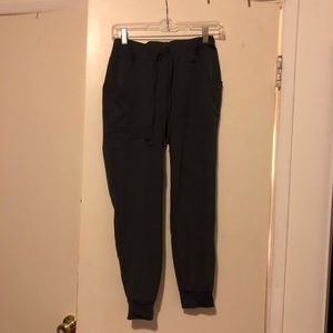 HeartSoul charcoal scrub jogger EUC